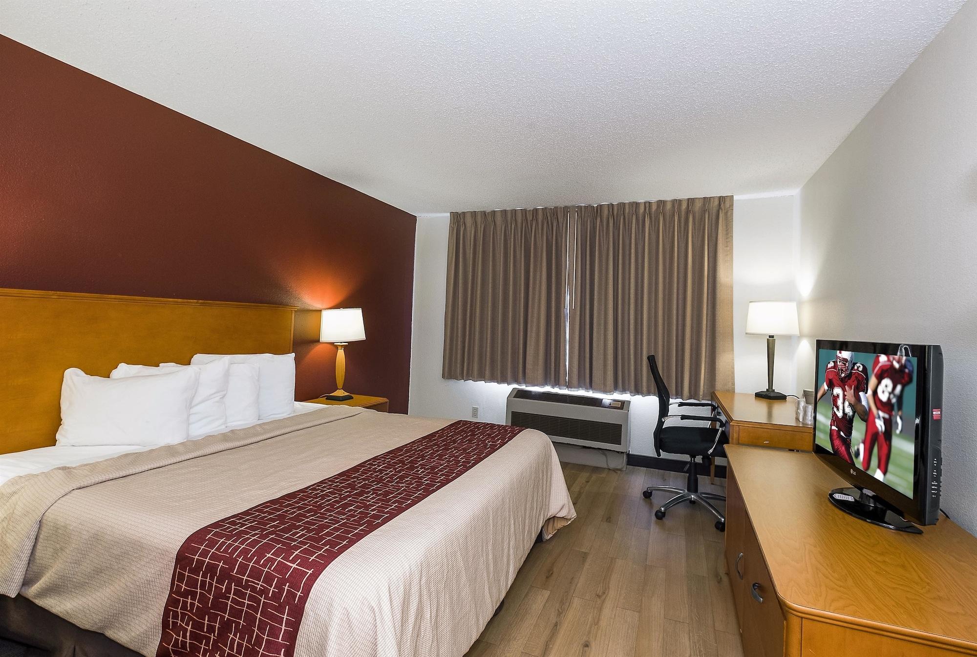 Cedar Rapids Inn Exterior photo